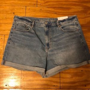 American eagle mom shorts